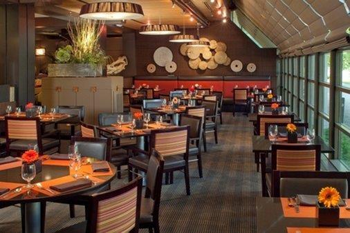 Kellogg Hotel And Conference Center East Lansing Restoran gambar